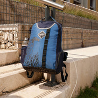 sac ; sac à dos ; recyclé ; collège ; lycée ; école ; secondaire  ; 1 compartiment ; bleu ; bleu foncé ; ours ; nature ; sauvage ; usb ; sac ordi ; ordinateur ; compartiment ordinateur