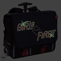 cartable ; cartable à roulettes ; roulettes lumineuses ; cartable à roulettes primaire ; primaire ; cartable 41cm ; phosphorescent ; cartable fille ; girl ; girls first ;  recyclé ;  ; cartable à roulettes girls first